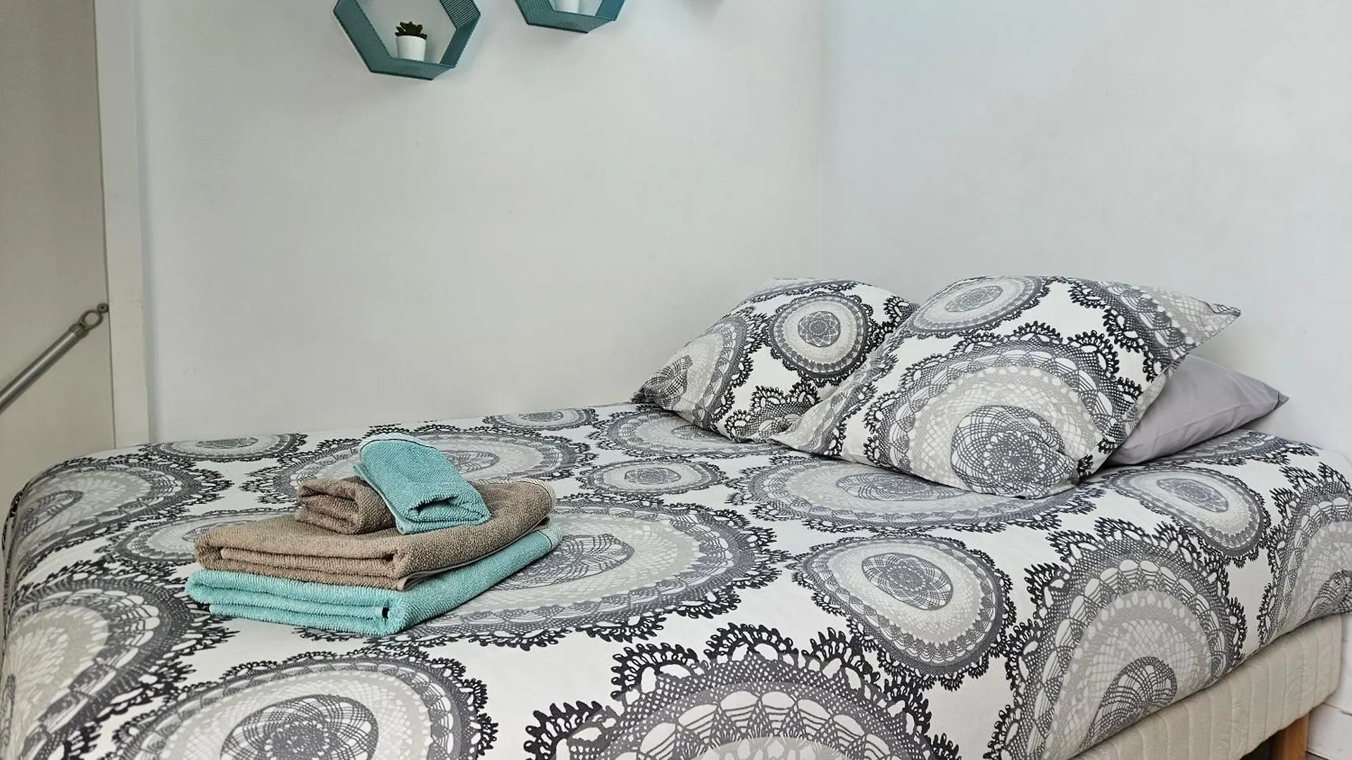 Centre De Nice : Studio Renove, Climatise Et Calme Apartment